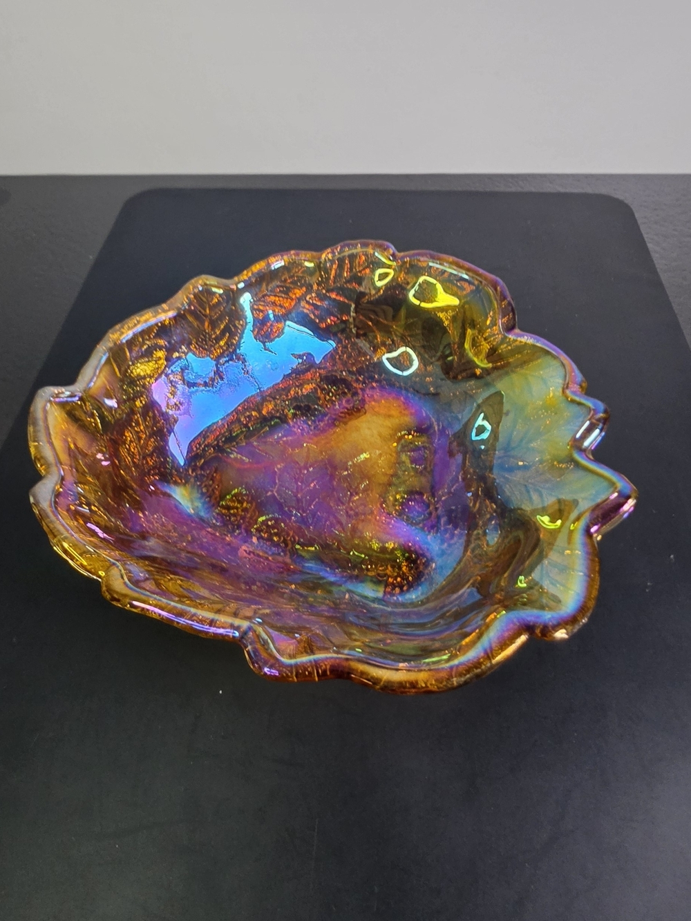 Vintage Indiana Glass Amber Carnival Glass Loganberry Bowl